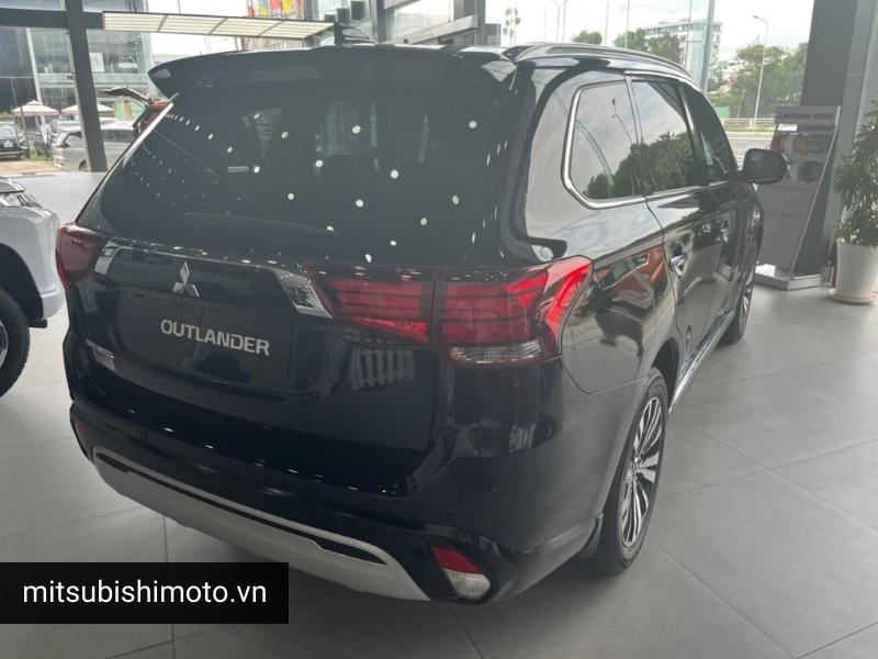 Ưu điểm của các loại xe ô tô Mitsubishi 7 chỗ trên thị trường 16 mitsubishi 7 chỗ outlander