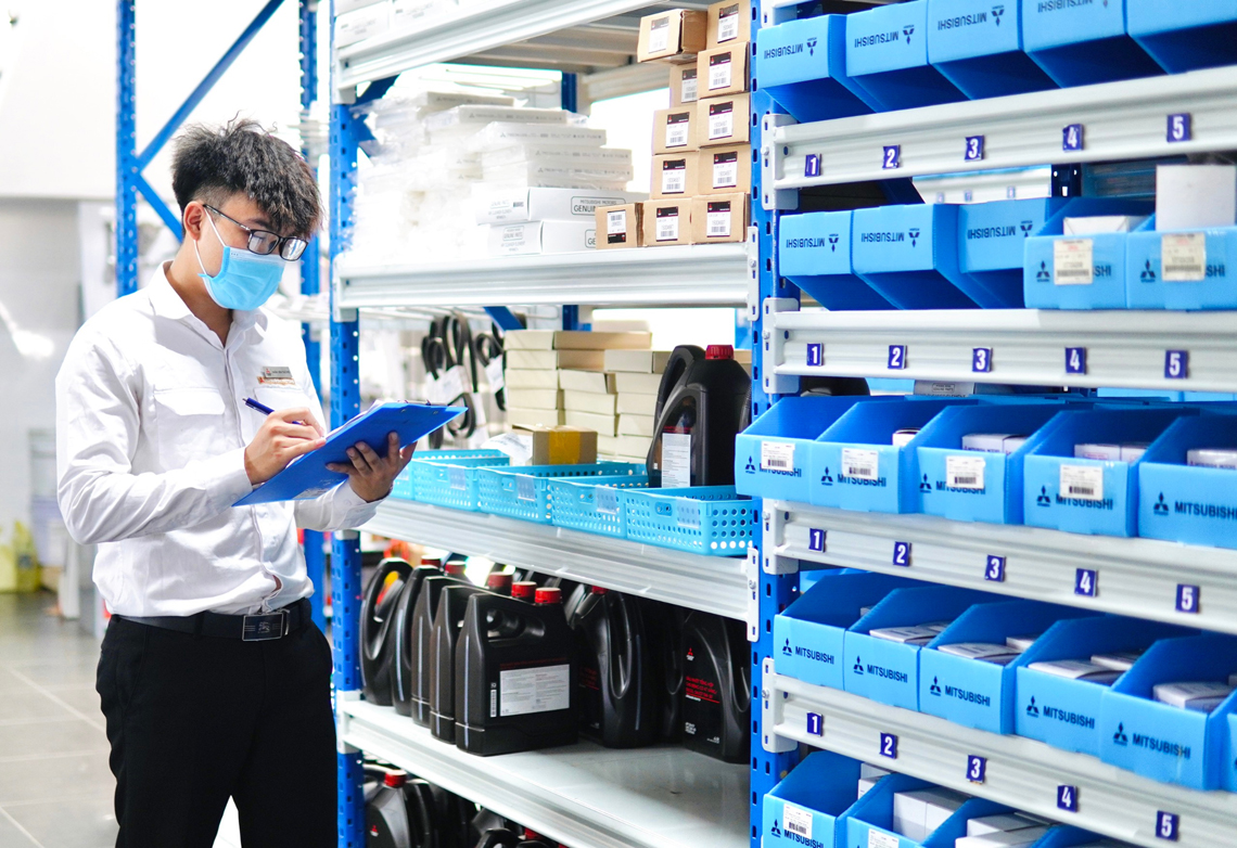 Khu Vực Phụ Tùng Thay Thế Và Phụ Kiện Bảo Dưỡng Tại đại Lý Mitsubishi Kim Liên Hà Tĩnh