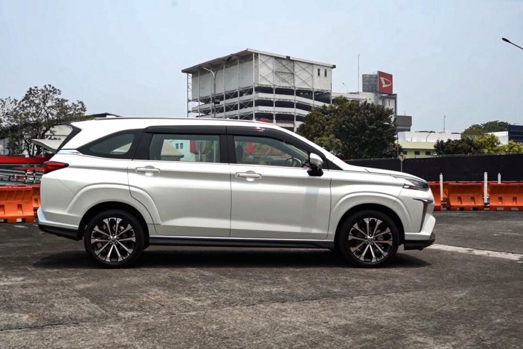 Veloz Cross 2023