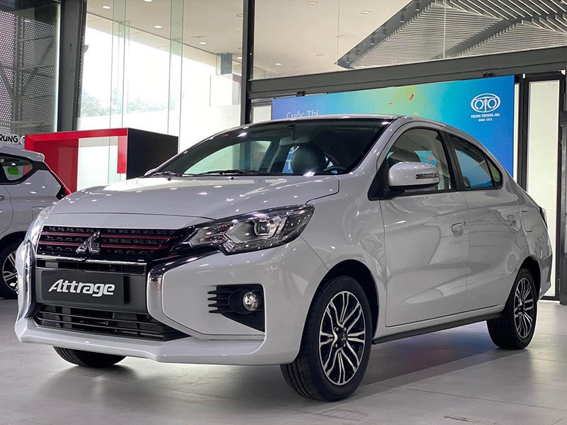 Mua Xe Mitsubishi Attrage Khuyến Mãi Sóc tháng 12 